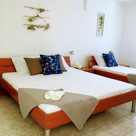 Apartments Off Supetar Exterior foto